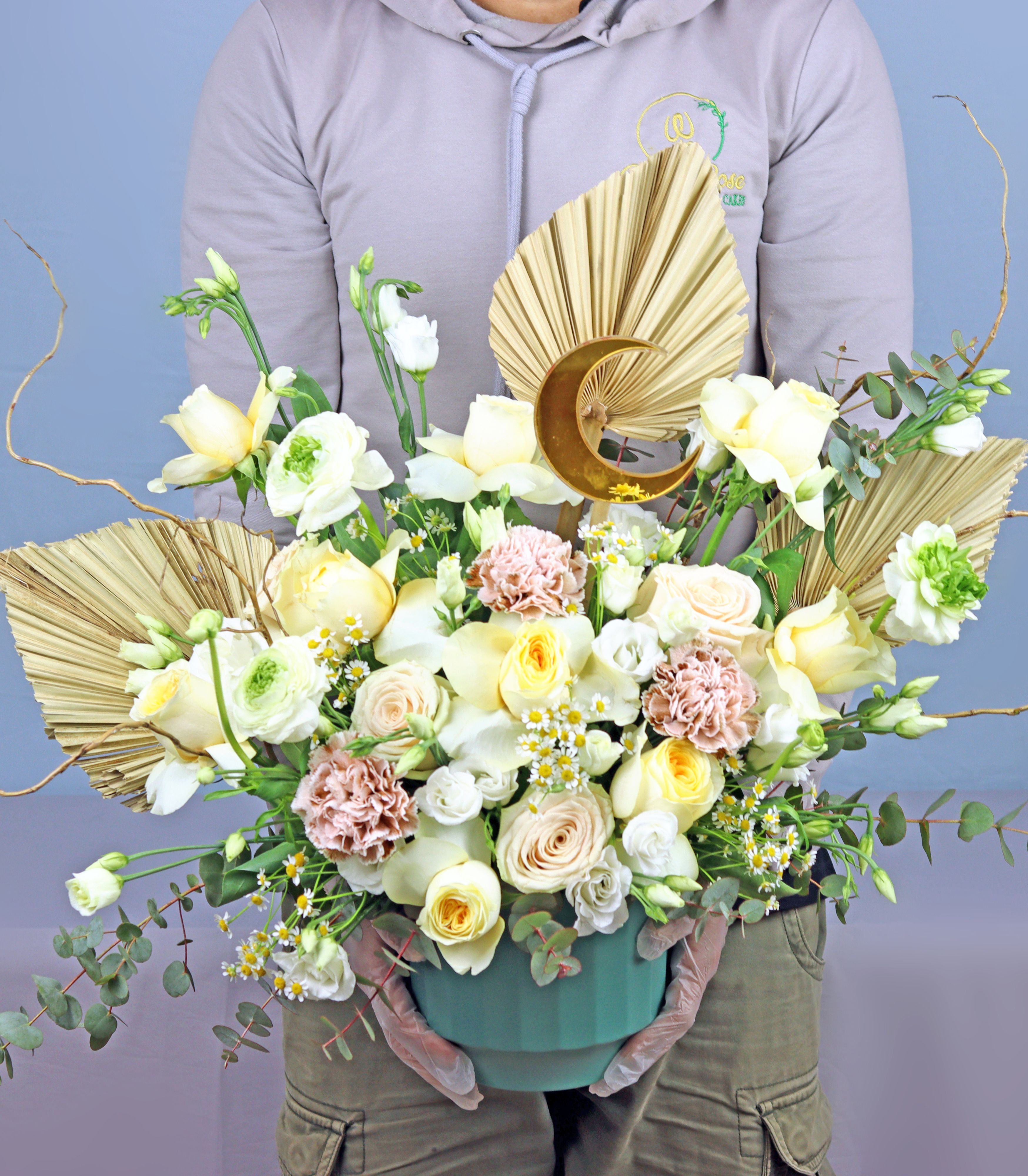 Golden Leaf Vase Arrangement - Elegant Floral Display