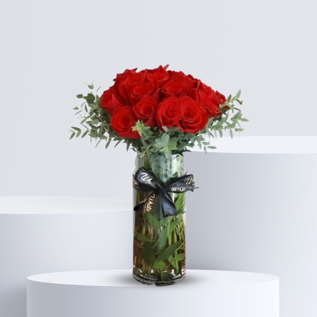 Timeless Rose Splendor Vase Arrangement