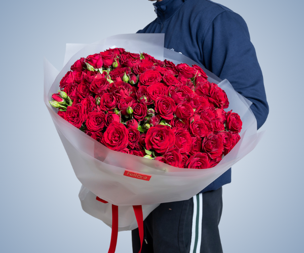 Claret Premium Bouquet - Luxurious Floral Elegance