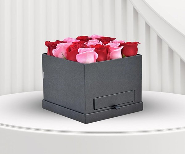 Lovable Flower and Chocolate Drawer Box