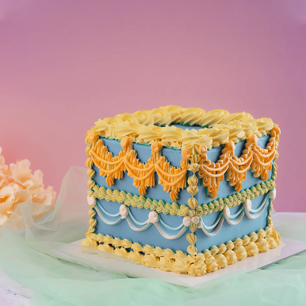 Square Vintage Cake - 3KG