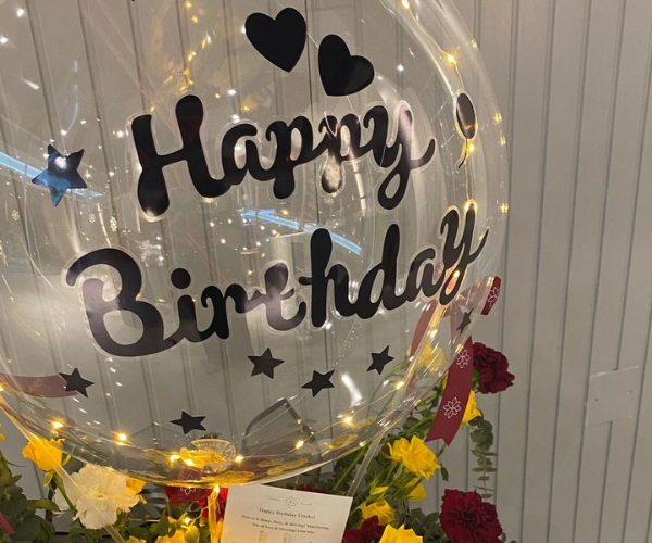 Winter Special Bouquet - Elegant Flowers with Personalized Balloon